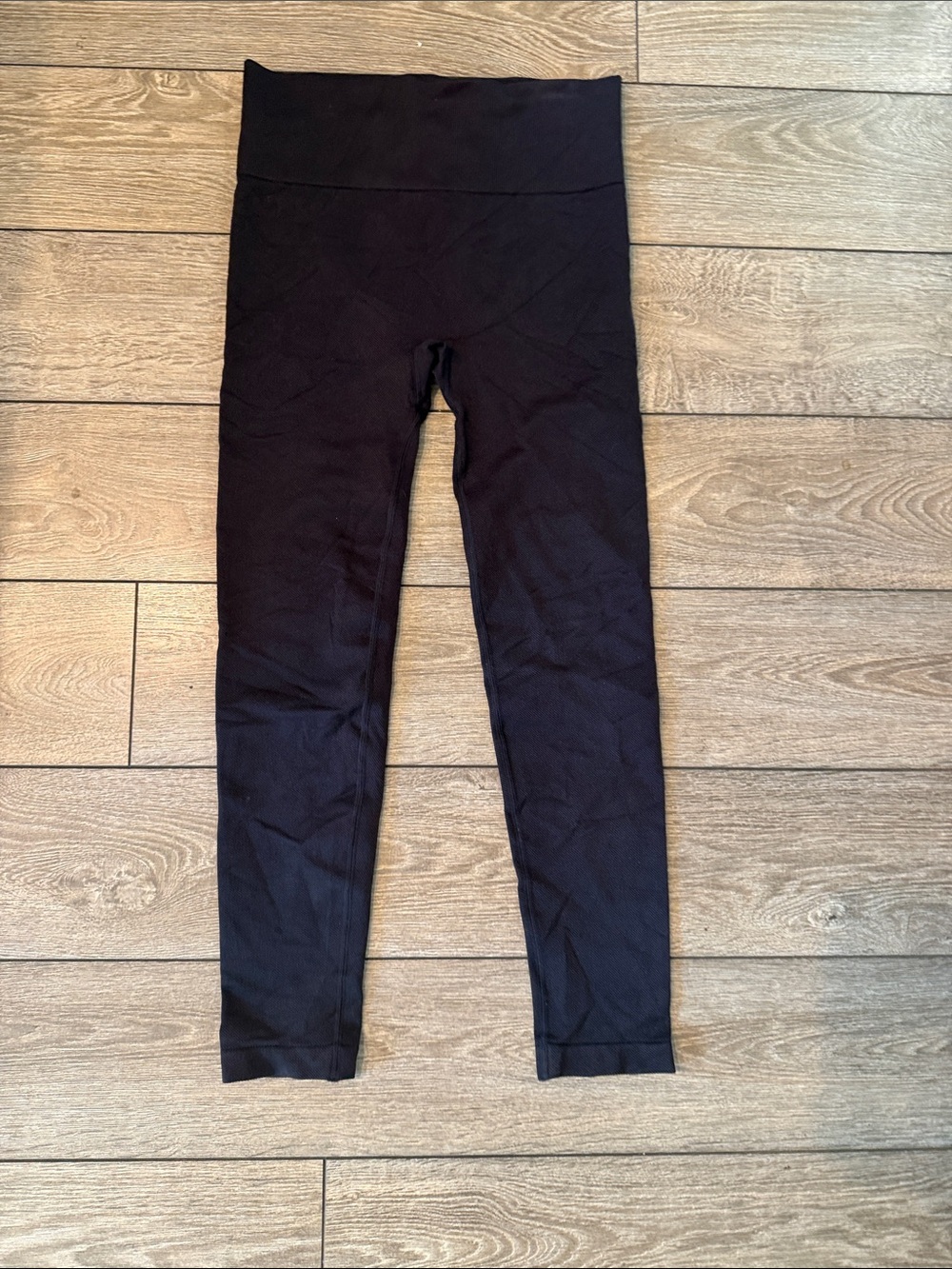 AnyBody Black Ribbed Waistband Leggings